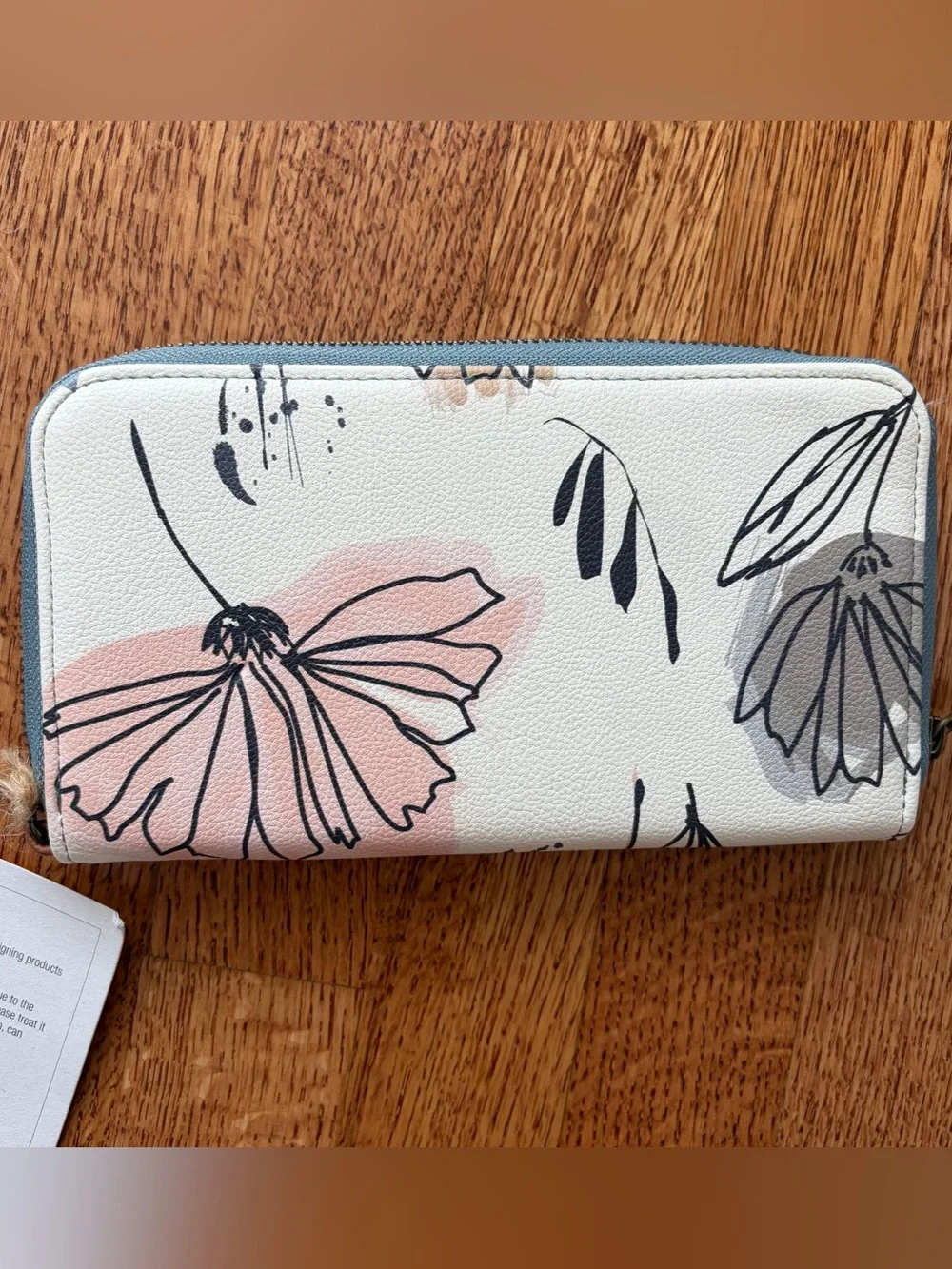 Thirty-One All About The Benjamins Wallet All in Neutral Floral Botanical NEW